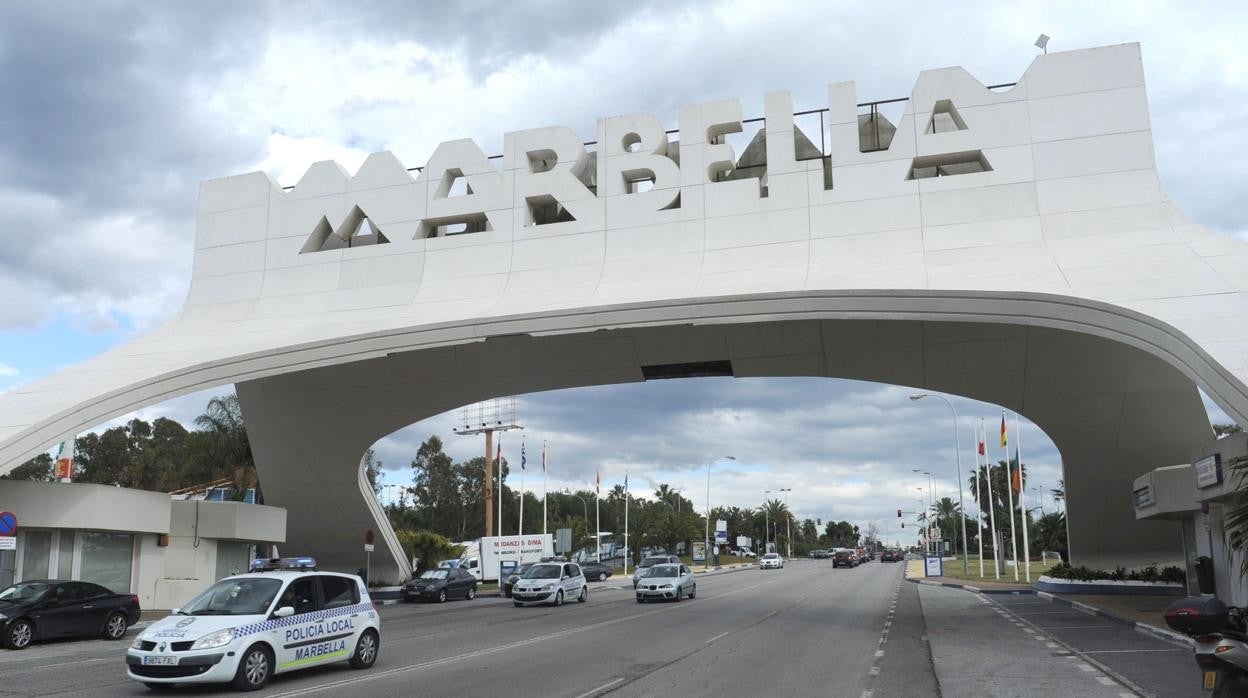 Ocho capitales de provincia y otras cuatro ciudades de Andalucía de más de 100.000 habitantes, entre ellas Marbella (Málaga), se encuentran en situación de "riesgo extremo"