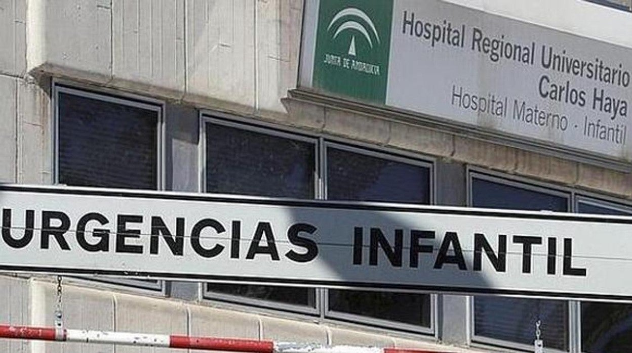 El niño se encuentra ingresado en el Hospital Materno Infantil de Málaga