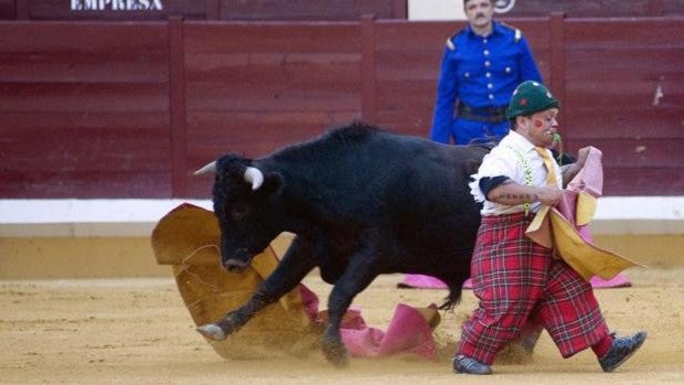 Cruzada de la consejera Rocío Ruiz contra los espectáculos del ‘bombero torero’ en Andalucía