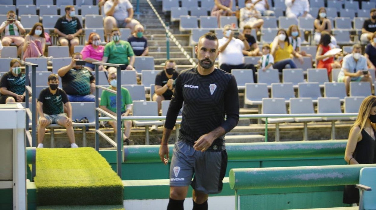 Felipe Ramos, en la presentación de las nuevas equipaciones