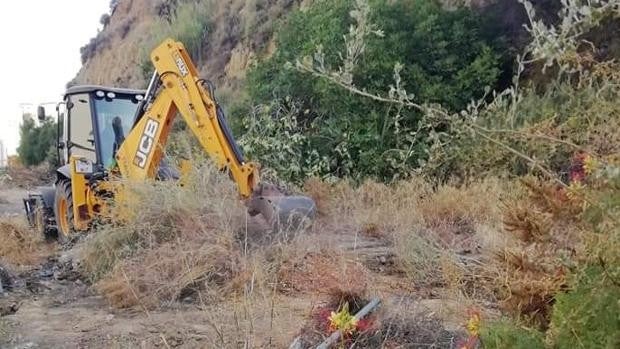 La Junta paraliza trabajos de limpieza en el cabezo de Mundaka de Huelva que carecen de permiso
