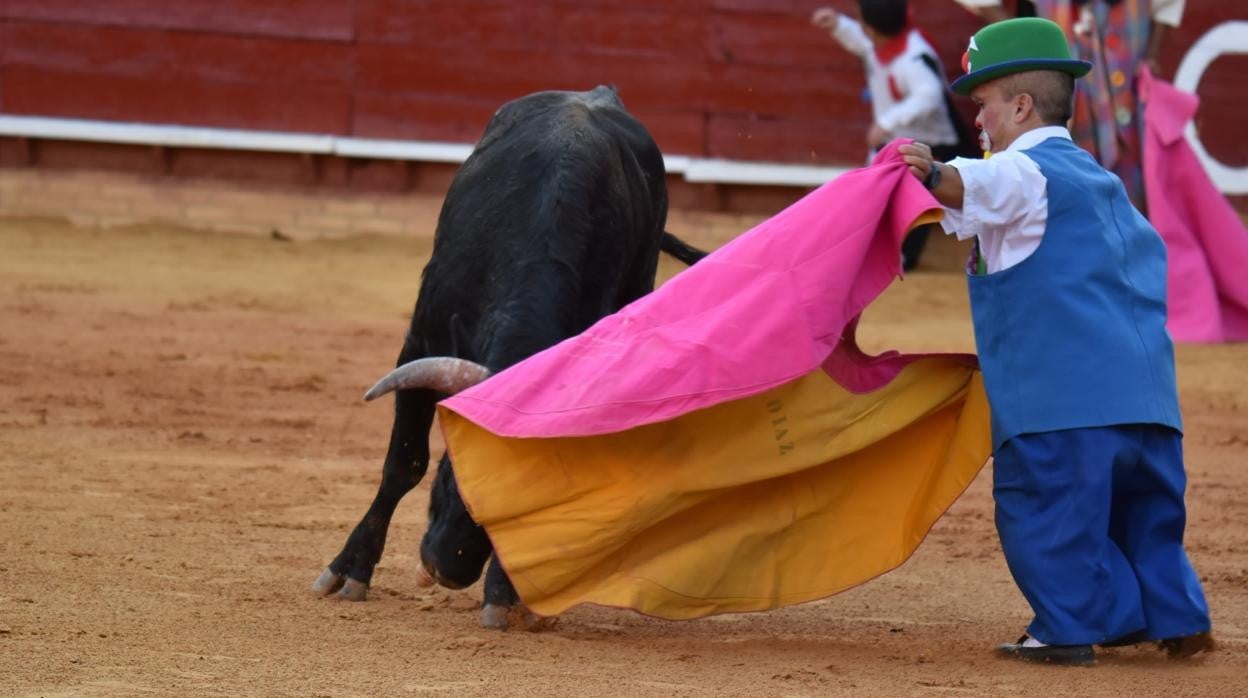 El espectáculo del 'Popeye Torero' fue un éxito de público en las pasadas Colombinas