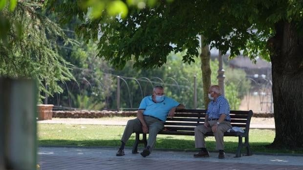 Córdoba cuenta ya con 13 municipios libres de covid en los últimos 14 días, pero sólo es el 1,8% de población