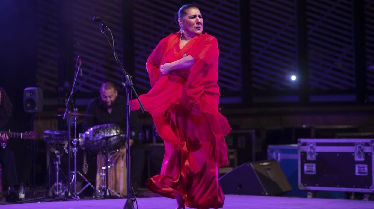 Remedios Amaya, durante una actuación en la Noche Blanca del Flamenco de Córdoba