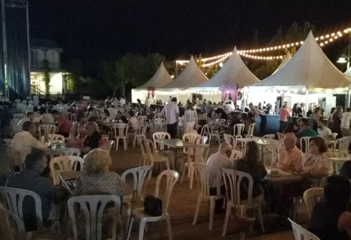 Aforo limitado y sin baile en las terraza-casetas