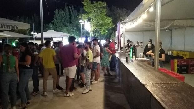 Priego de Córdoba inaugura el modelo de 'feria controlada' con casetas-terraza y sin baile