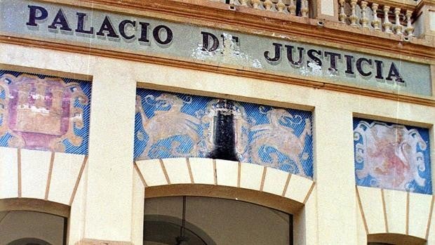 Condenado a cuatro años de prisión por abusar de su nieta en la vivienda familiar