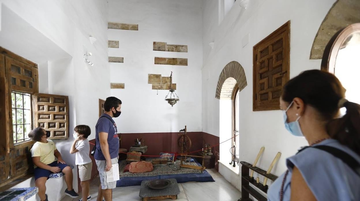 Turistas en la Casa de las Cabezas en la mañana del sábado 4 de septiembre