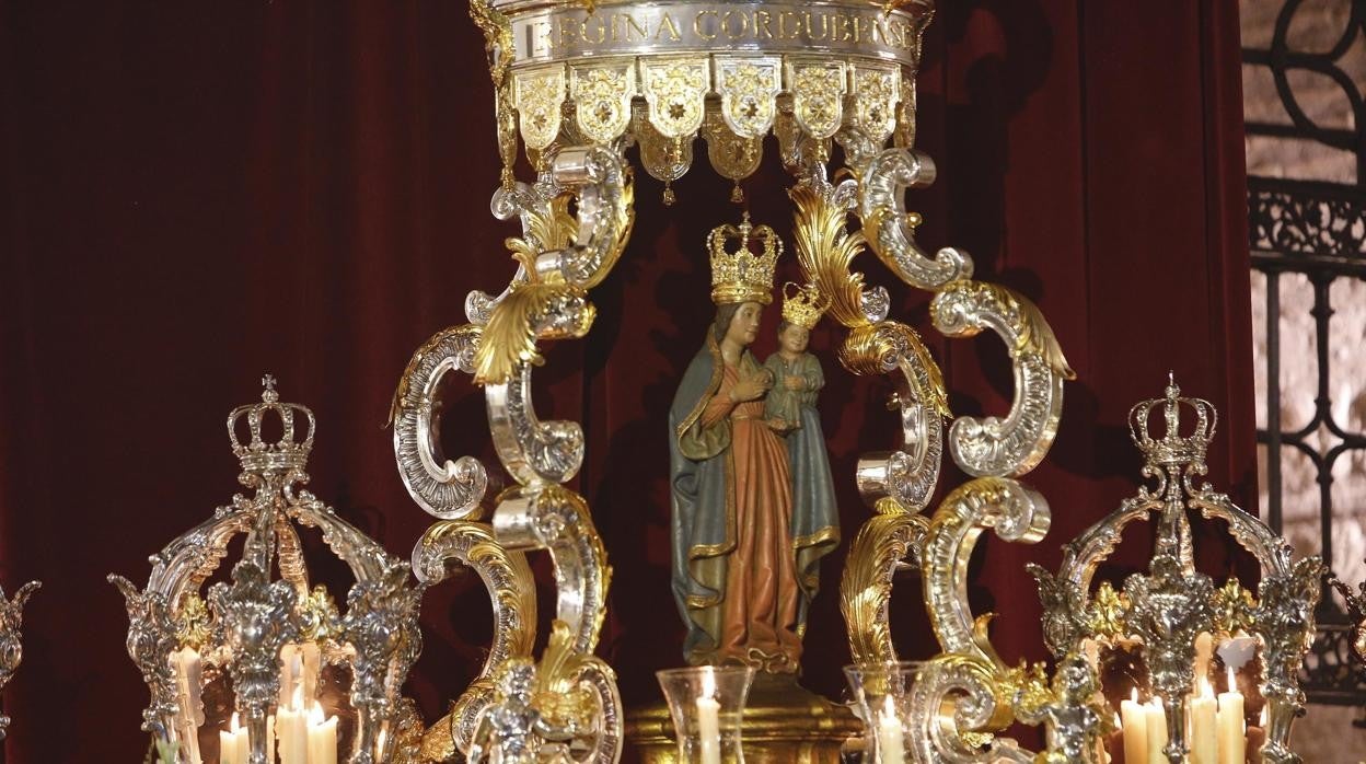 La Virgen de la Fuensanta, en su paso procesional