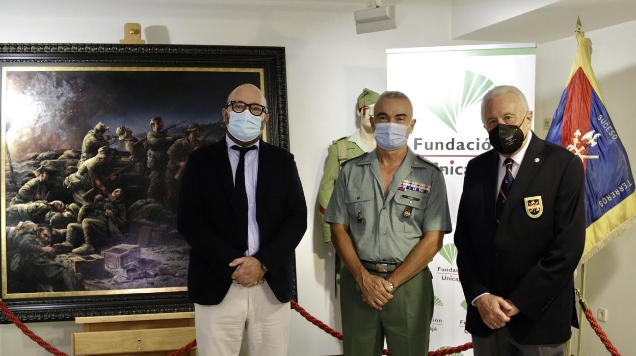 El cuadro homenaje a la Legión se expone hasta el 15 de septiembre en la Fundación Unicaja en Almería.