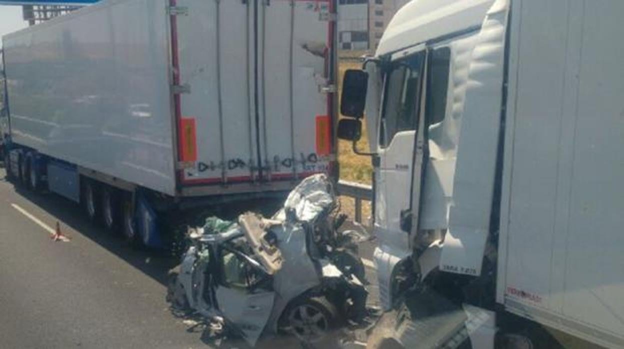 Condena a un camionero ebrio a 2 años y medio de prisión por un accidente mortal en la A-4 en Córdoba