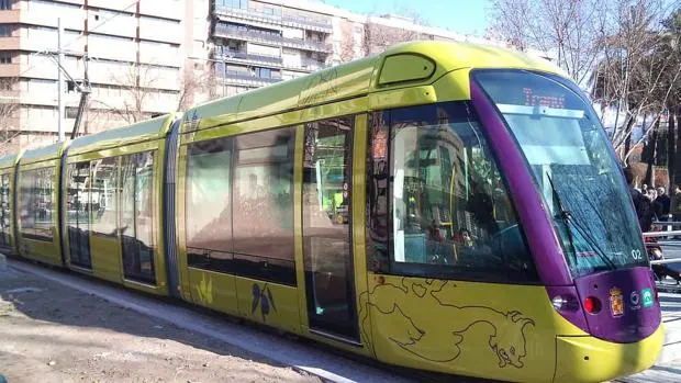 Más dinero para el tranvía de Jaén: la Junta gastará cerca de 2 millones de euros en reparar los vagones