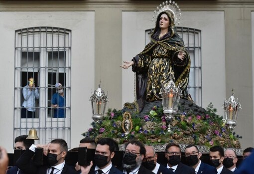 Nuestra Señora de la Soledad, por las calles del centro de Málaga