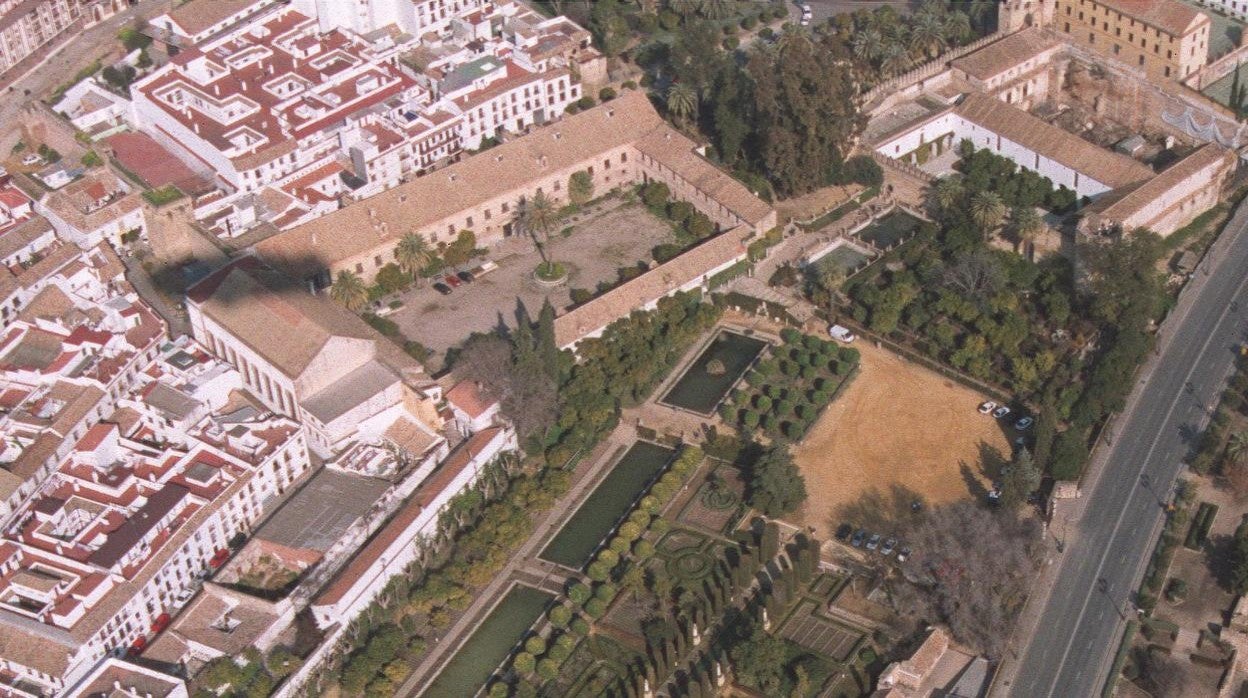 Las Caballerizas Reales desde el aire