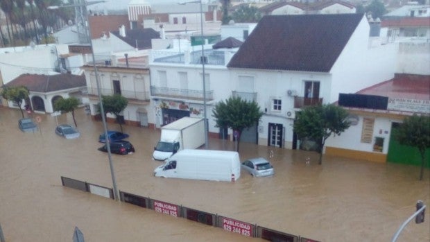 La Junta activa el nivel 1 de emergencia por las inundaciones en la costa occidental de Huelva