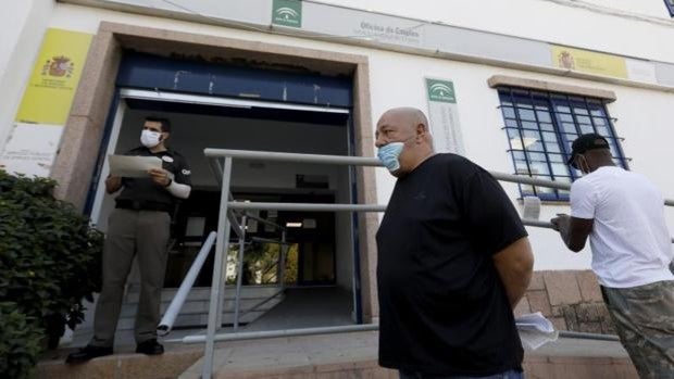 La Junta de Andalucía busca destino a los trabajadores que heredó de la Faffe