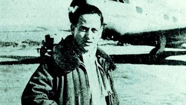 La historia de amor que unió a Málaga al piloto Joaquín García-Morato, el «as de ases» de la aviación franquista