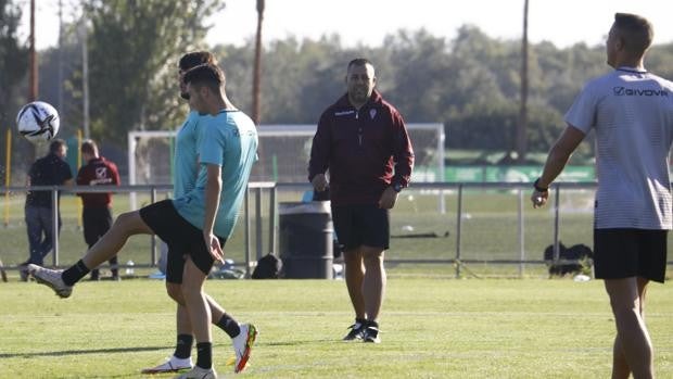 Germán Crespo, entrenador del Córdoba CF: «Vamos a ir a Lepe a muerte a por los tres puntos»