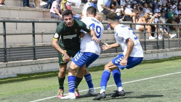 El Tamaraceite frena la racha del Córdoba CF (1-1)