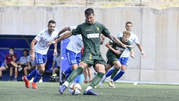 Un inicio histórico del Córdoba CF, un Pichichi imparable, un debut y una racha invicto notable