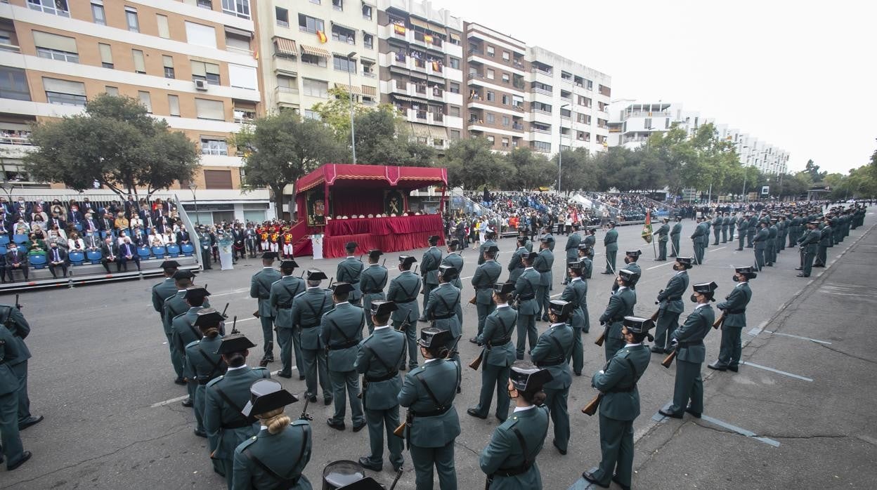 Miembros de la Guardia Civil, formados este domingo en Córdoba