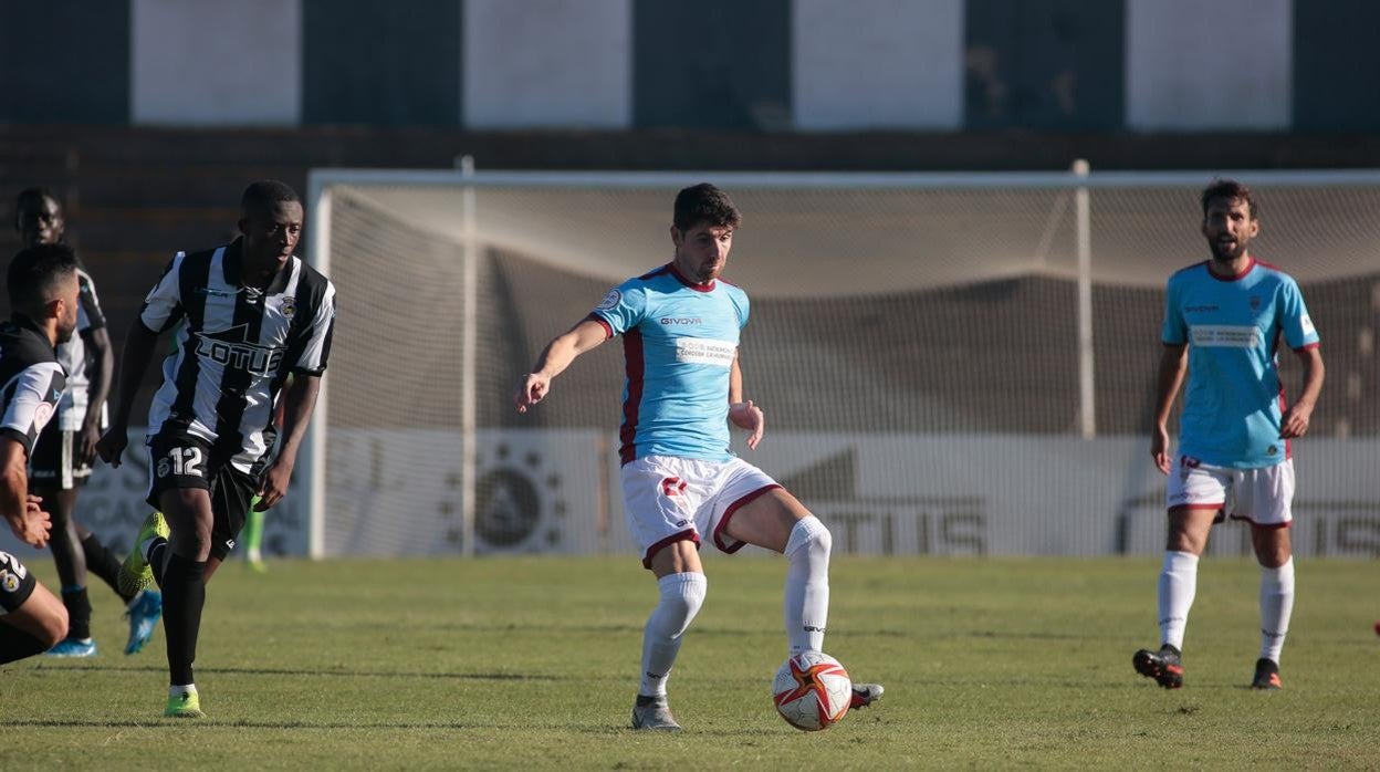 El capitán del Córdoba, Javi Flores, cumplió el miércoles 200 partidos con el Córdoba CF