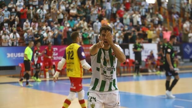 El Córdoba Patrimonio remonta para vencer a Palma Futsal y sumar sus primeros puntos (4-2)