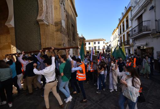 Entrada por la Puerta del Perdón