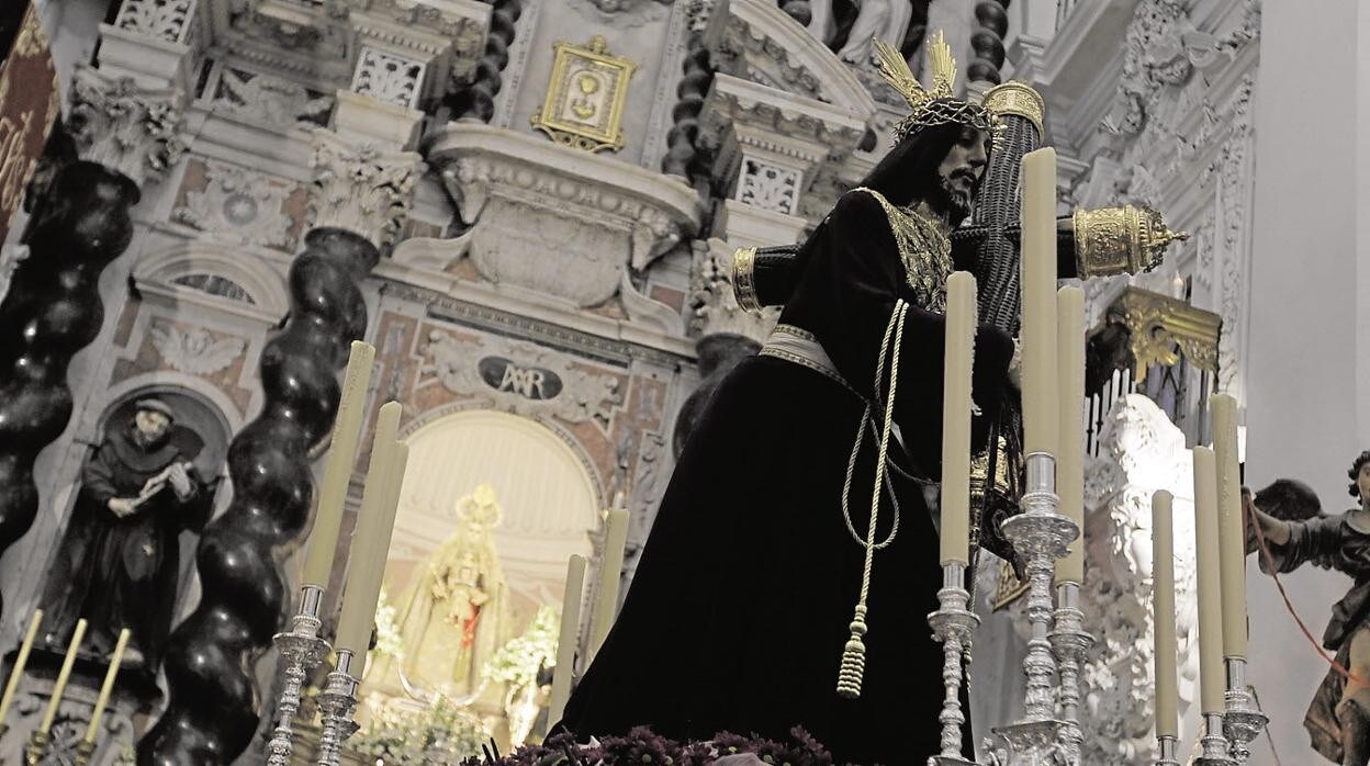 Nazareno de Santa María y Virgen del Rosario, los protectores de Cádiz