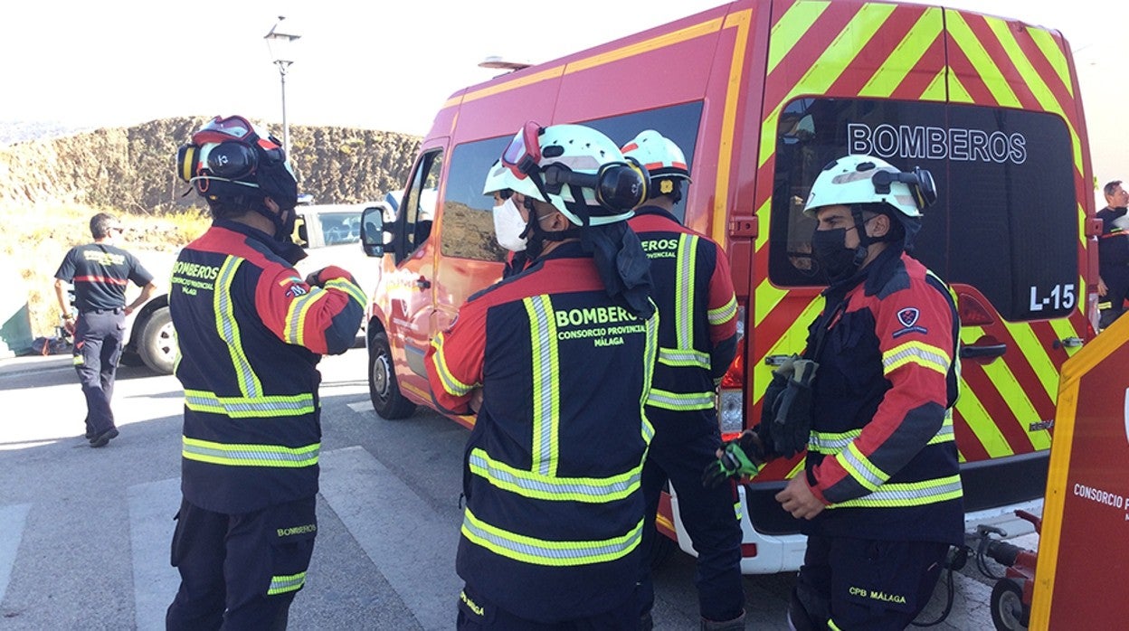 Los bomberos sofocaron el fuego antes de encontrar el cadáver