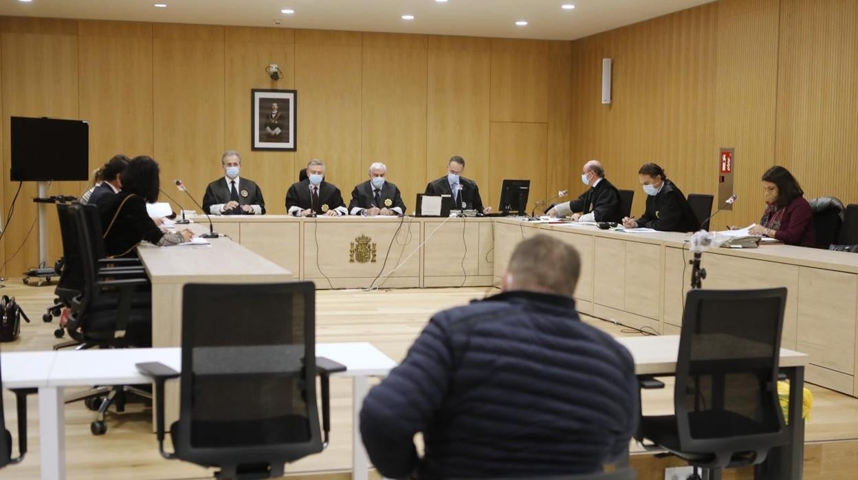 Aplazan el macrojuicio por fraude a la Seguridad Social en Córdoba con 63 conformidades de 86 acusados