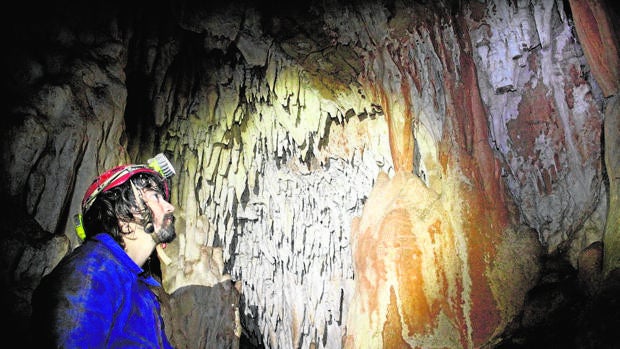 Abén Aljama, espeleólogo: «Es emocionante explorar cuevas desconocidas en Córdoba»