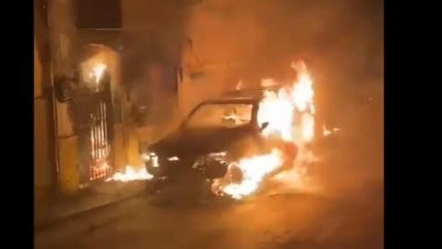 Detenidos dos jóvenes como presuntos autores del incendio intencionado de la casa del alcalde de un pueblo de Jaén