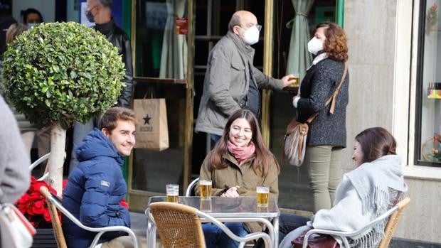 Las maximas se situarán este viernes en Córdoba en los 23 grados, para iniciar después un acusado descenso