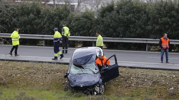 Accidente en Córdoba | Muere una persona en Rute tras salirse su coche de la carretera y volcar