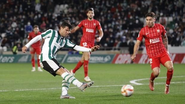 El uno por uno de los jugadores del Córdoba CF ante el Sevilla FC