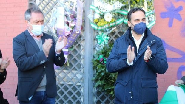 Juan Espadas: «El Gobierno andaluz está cómodamente secuestrado por la extrema derecha»