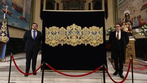 La bambalina frontal de la Virgen de la Piedad, una obra rococó de autoría plenamente cordobesa