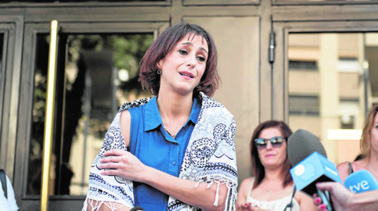 Un juez rechaza dejar en libertad a Juana Rivas por presuntos abusos sexuales a uno de sus hijos estando a su cargo