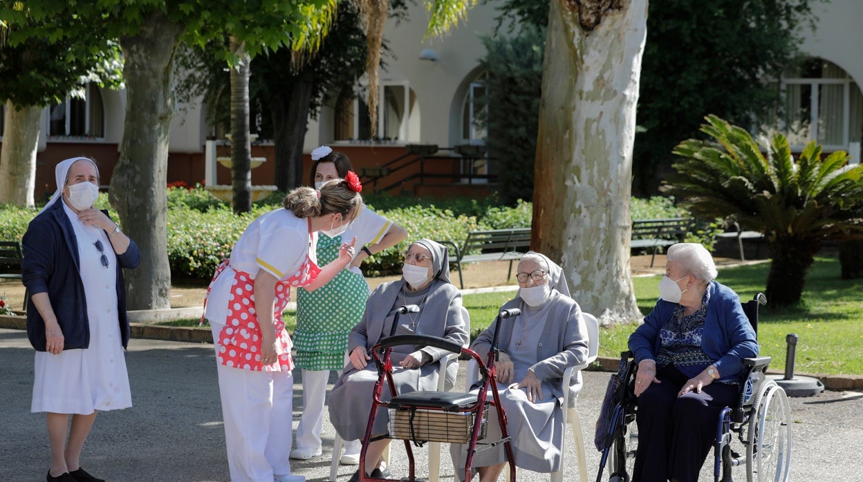 En Andalucía hay un total de 19.617 plazas concertadas para personas mayores dependientes