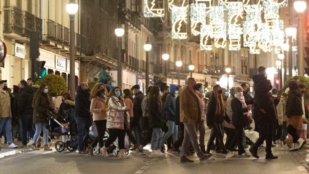 Granada, hacia la peatonalización del centro: cortará el tráfico de Gran vía en Navidad