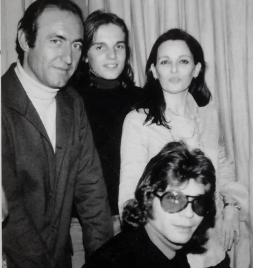 Con Lucía Dominguín, Lucía Bosé, Paco Merry y Camarón