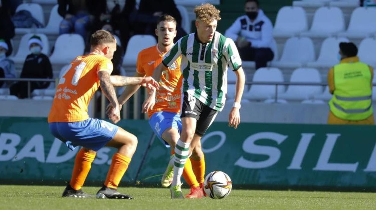 Simo, durante el partido ante el Panadería Pulido