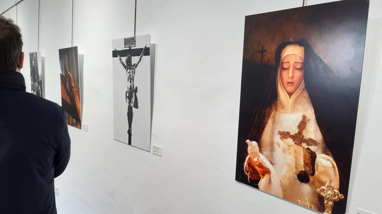 Fotografías del Cristo de la Universidad y Nuestra Señora de la Presentación, en la muestra