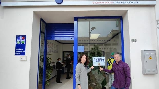 El primer cuarto premio de la Lotería de Navidad 2021 deja 240.000 euros en Almería