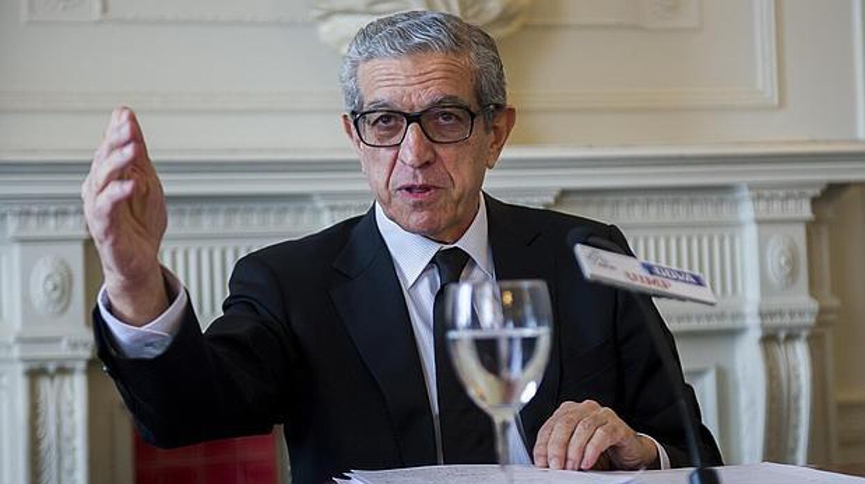Braulio Medel, presidente de la Fundación Bancaria Unicaja