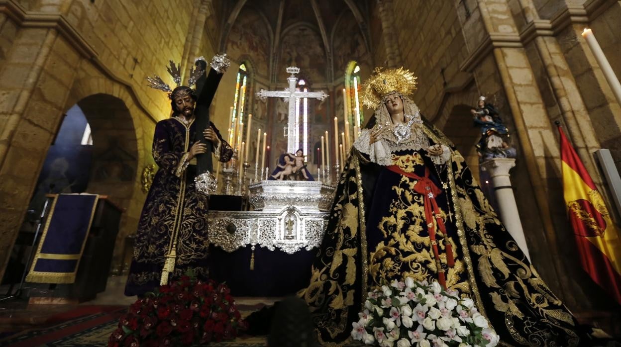 Nuestro Padre Jesús del Calvario y Nuestra Señora del Mayor Dolor, el Miércoles Santo de 2021 en San Lorenzo