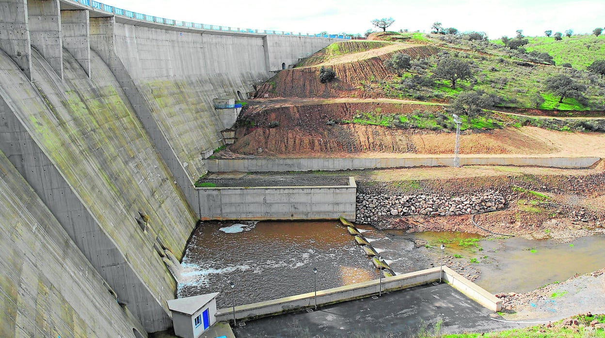 Embalse de La Colada, en Hinojosa del Duque