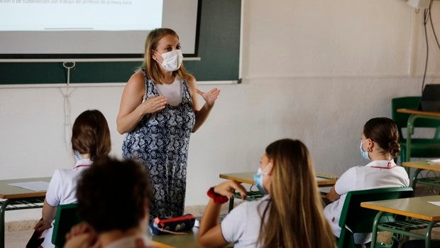 Andalucía estudiará cuarentenas en aulas a partir de cinco casos entre alumnos de 5 y 11 años