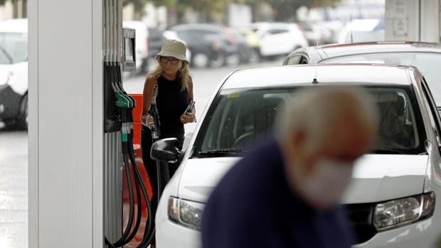 Córdoba cierra 2021 con la tercera mayor subida de precios de España (7,9%) por la luz y y la gasolina